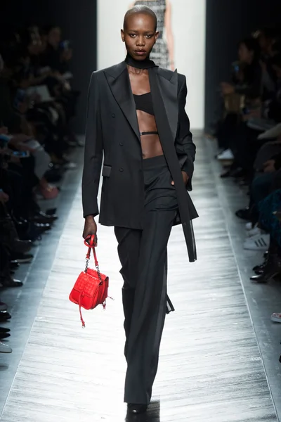 Look 33